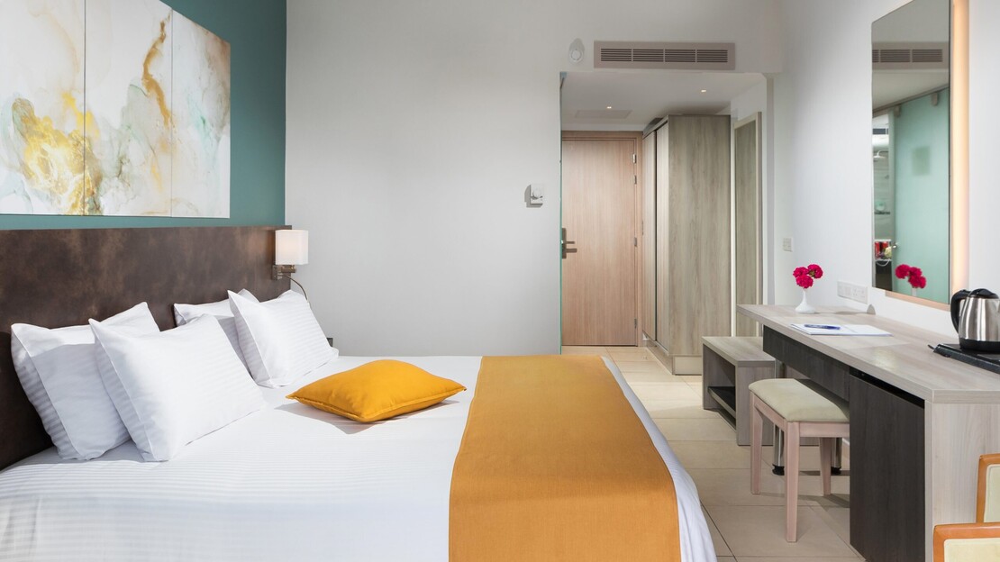 Mayfair Gardens Apartments